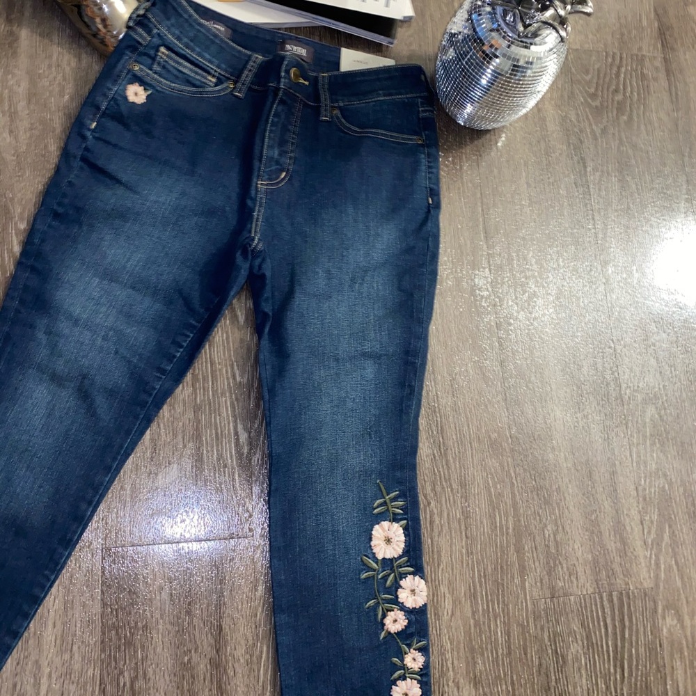 Women’s Jeans